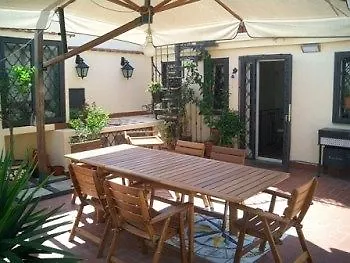 Bella Art Gallery Apartment