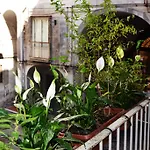 Lejlighed Bella Art Gallery *